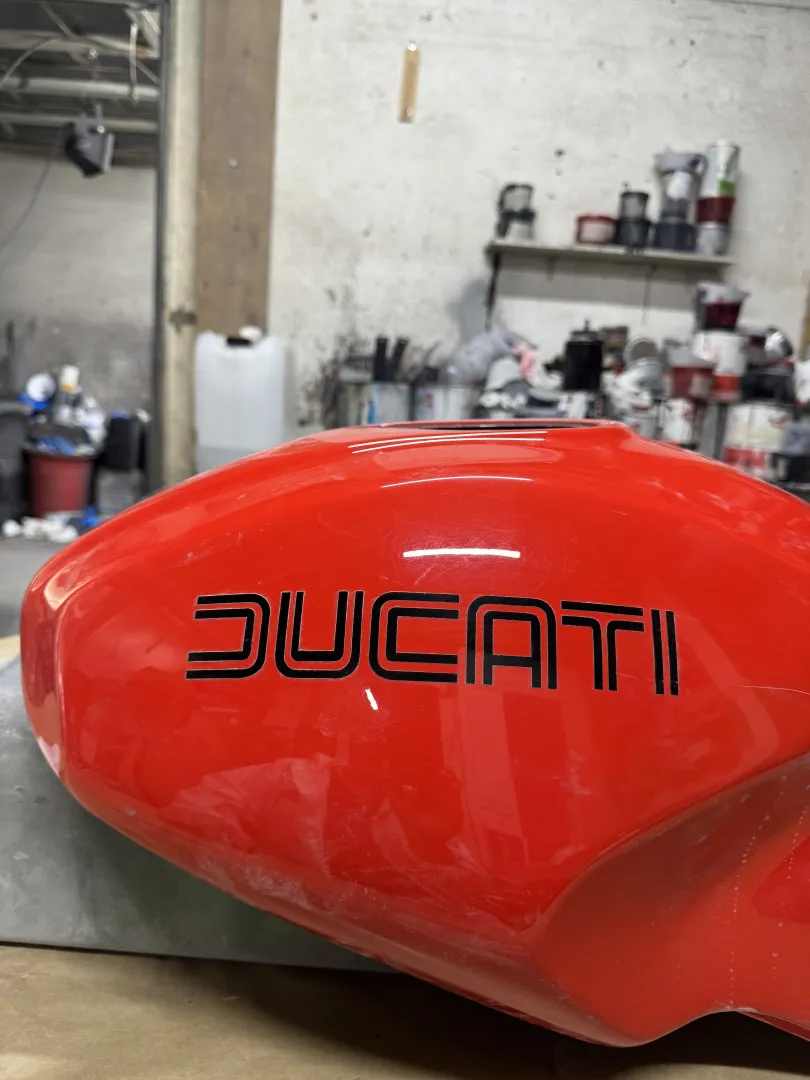 Peinture réservoir Ducati